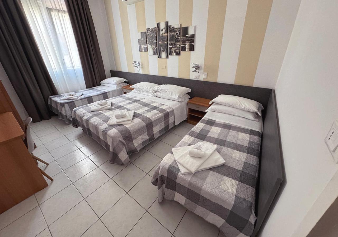 Chiama Hotel Rimini Eksteriør billede